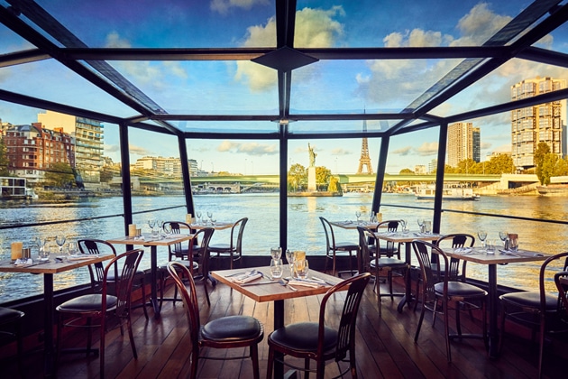 bateau-vitre-dejeuner-paris