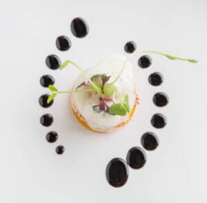 Cuisine moléculaire de haute gastronomie. Culinaire haut de gamme