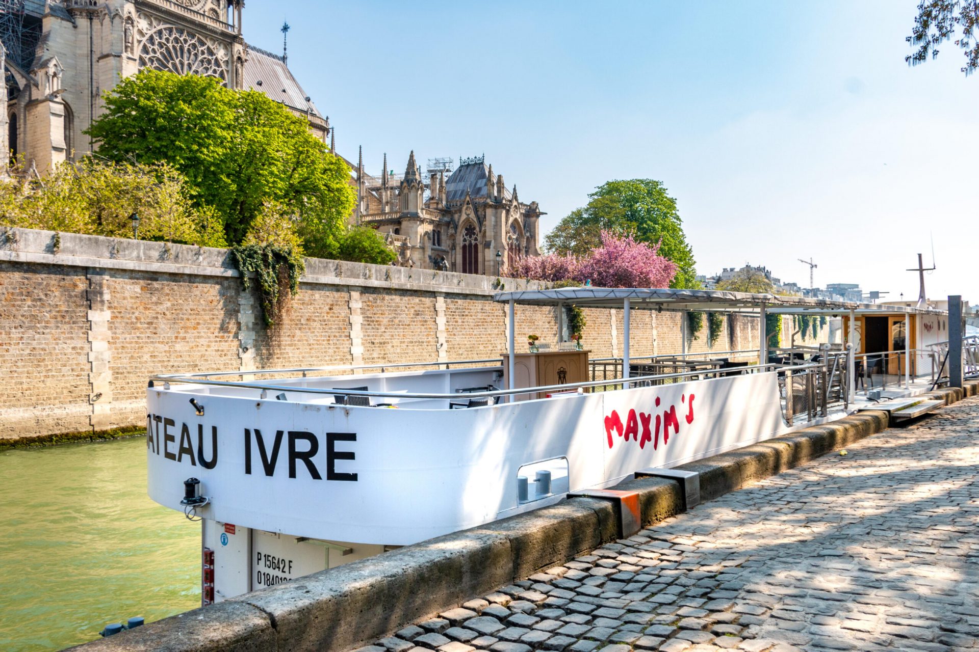 Bateau-Ivre-terrasse