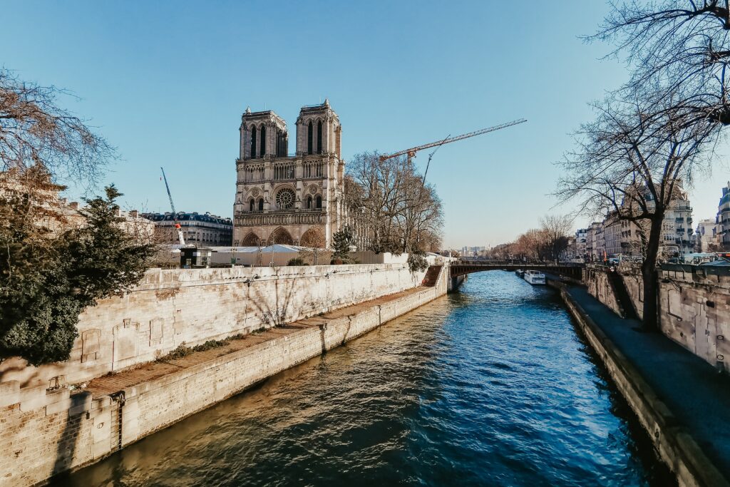 notre dame paris