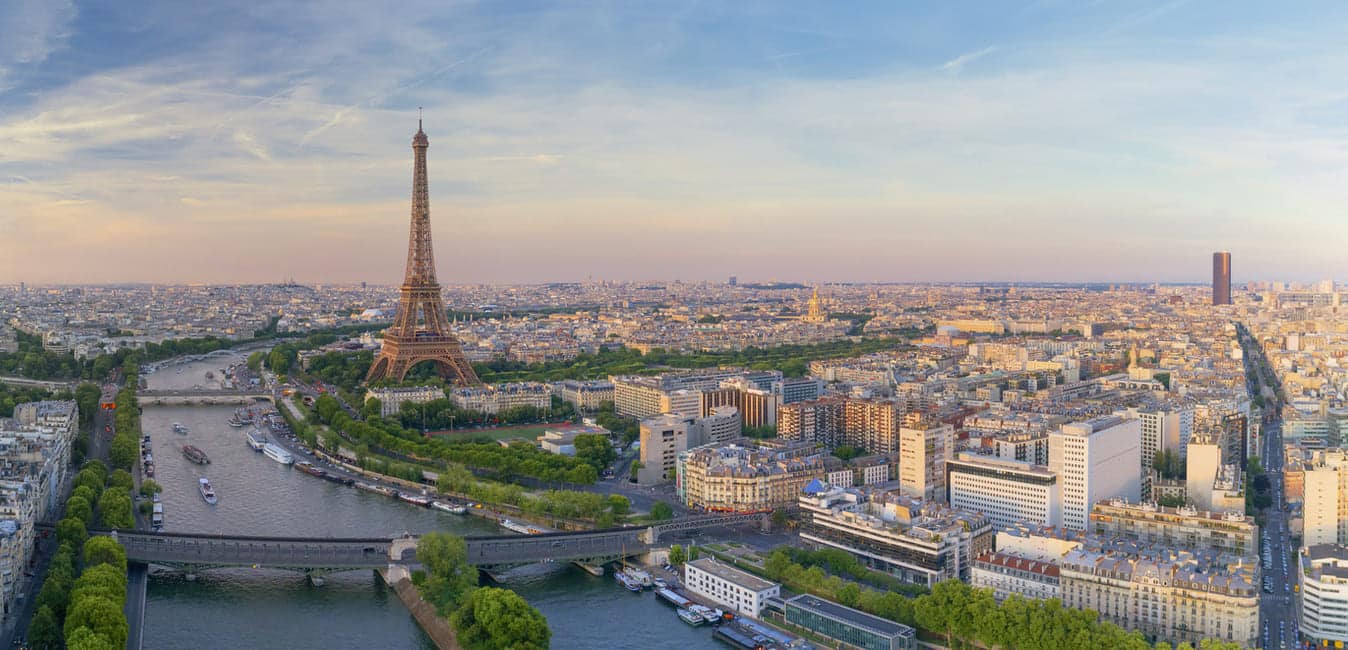 Vue de la Tour Eiffel et la Seine