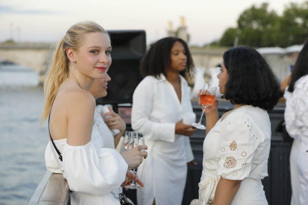 Soirée-entreprise-afterwork-bateau